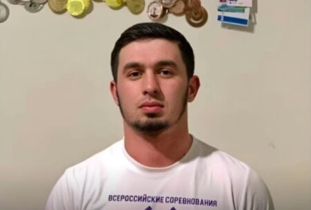 Kazakistan’da Çeçen sığınmacı Mansur Movlayev Yüksek Mahkeme’ye başvurdu